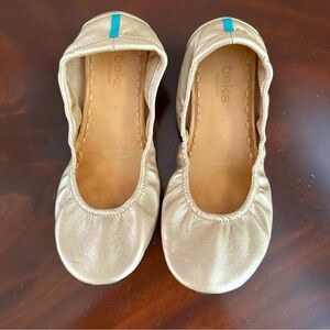 Tieks Ltd Ed Metallic Champagne Ballet Flat. 8  Questions and offers welcome.